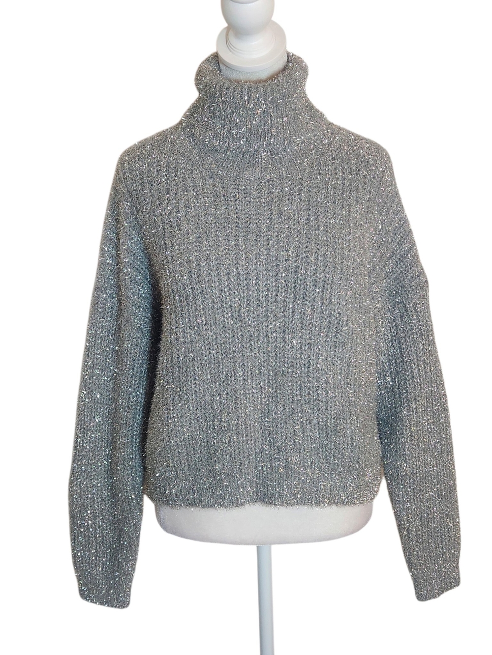 Emma + Asher Gray Metallic Silver Sparkly Cropped Turtleneck Sweater Size Medium